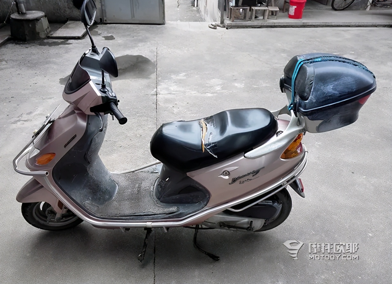 适合50岁左右开的摩托车推荐,40岁选什么摩托车最合适