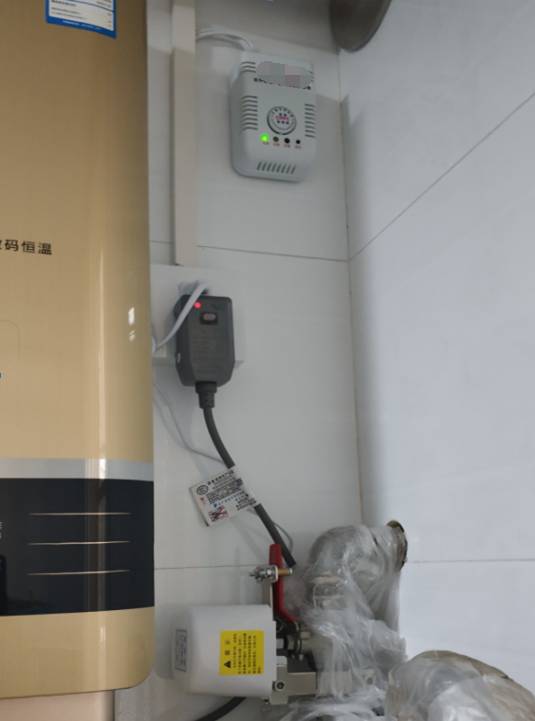 楼房燃气泄漏报警器怎么安装,房屋自带燃气泄漏报警器