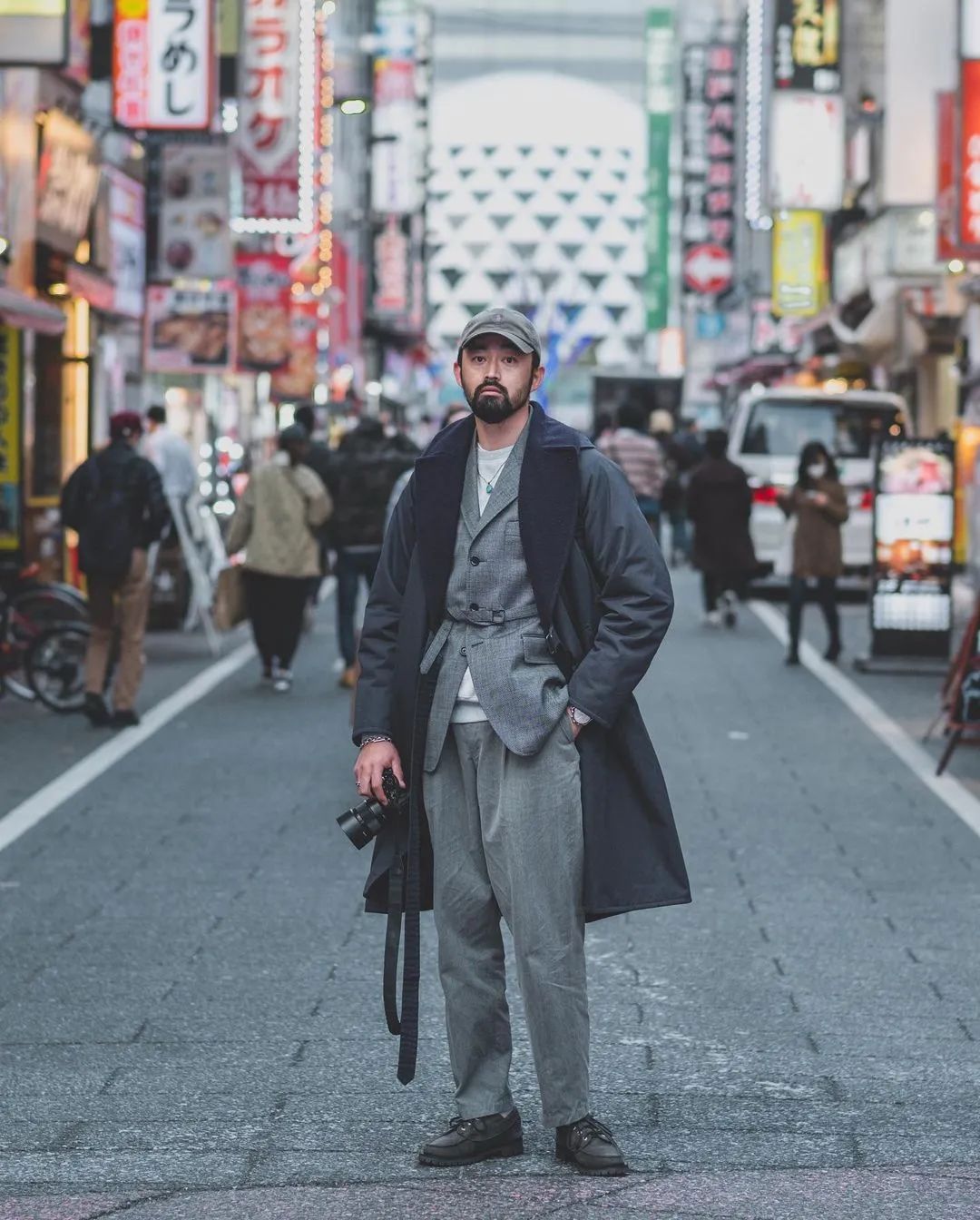 男人为什么开始留胡子,为什么有些男的就是没长胡须