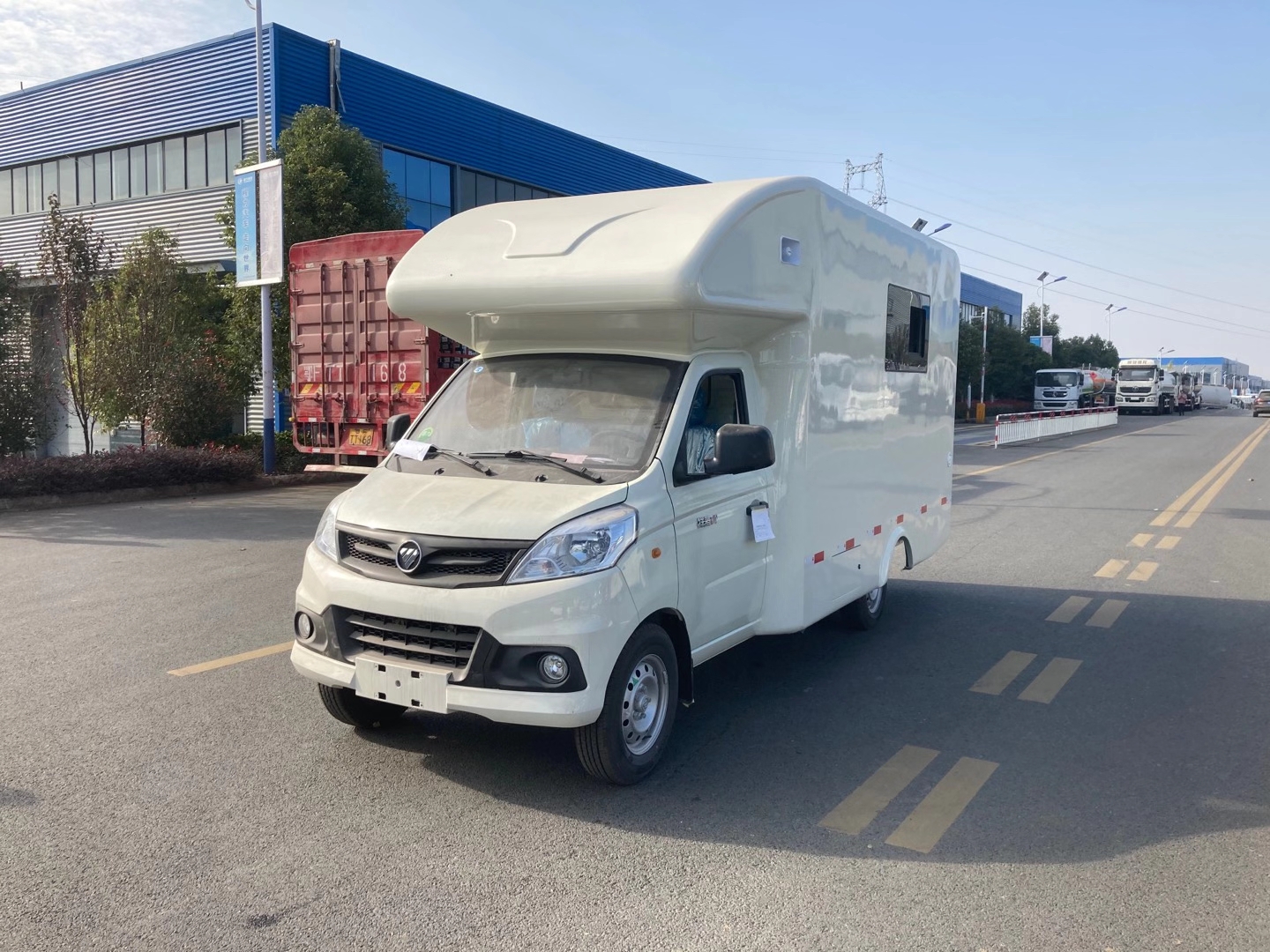 医疗机构的福音来啦快来围观程力集团新推出的流动牙科服务车