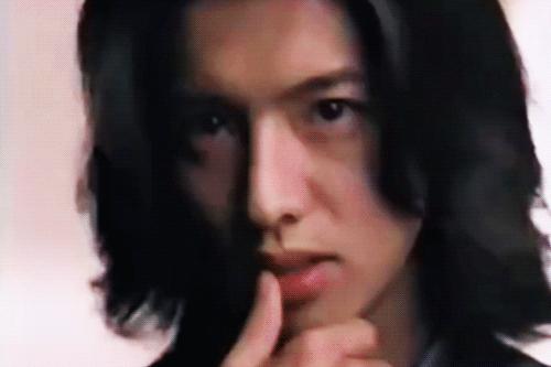 丧女失爱，辟谣无用，绝世美强惨基努·里维斯，放飞多年再遇真爱