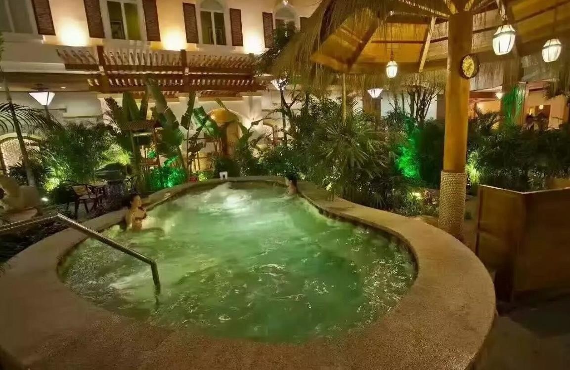 辽阳碧湖温泉度假村怎么样,太美了世界级风景