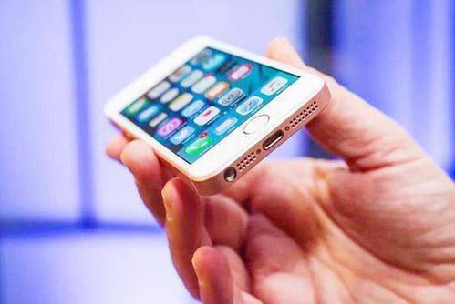 iPhoneSE在第三方平台降价500元,此时入手合适吗?