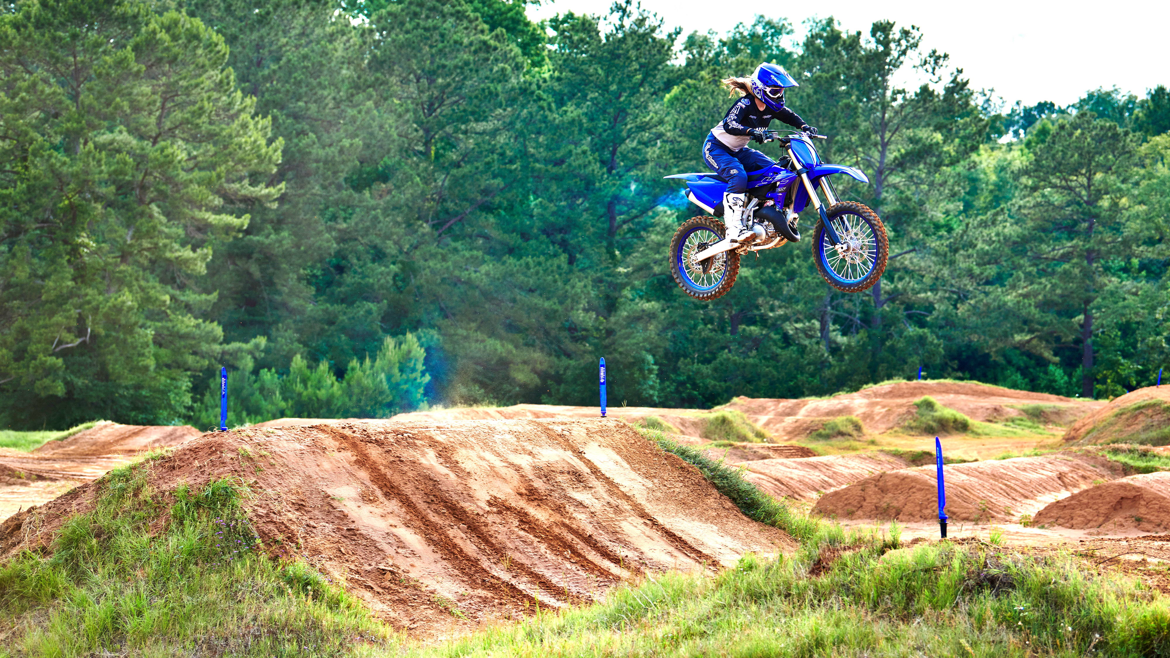 雅马哈新一代yzfr3欧洲版技术简介,雅马哈越野摩托车价格