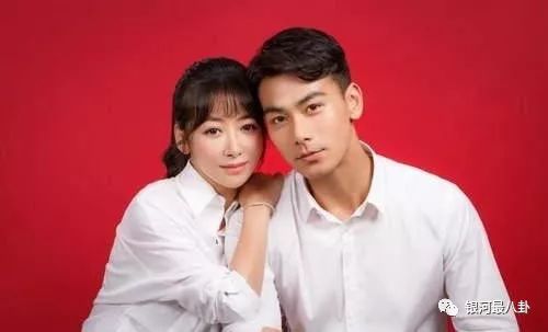 明星的结婚照大比拼,明星结婚证件照高清图