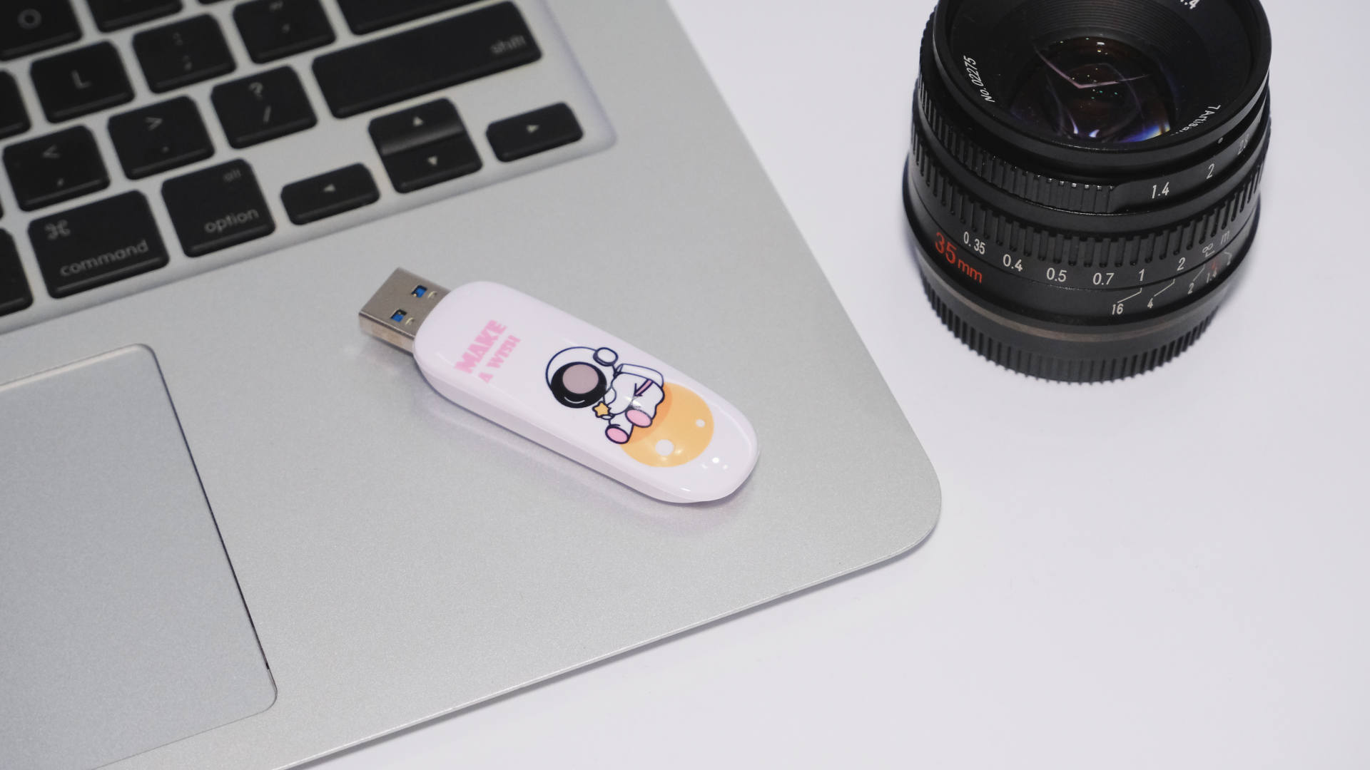 台电大白宇航员系列u盘怎么样,台电u盘实用评测