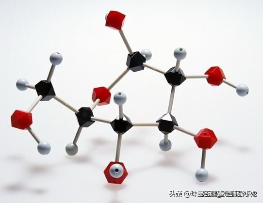 籽料皮色真假的技术鉴别,如何判断和田玉籽料皮色真假