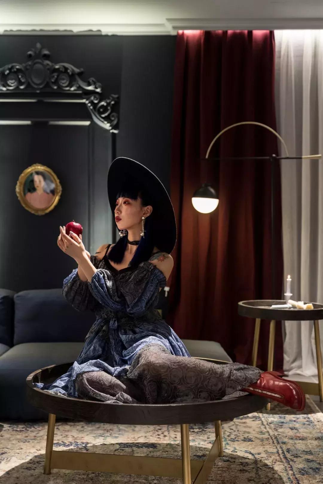 服装设计师的180㎡低调奢华家,超美衣帽间顶一个小户型