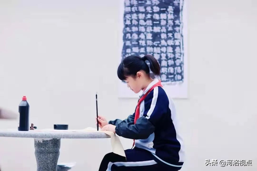 洛阳市第一实验小学校长李青青,洛阳市实验小学校长李青青简历