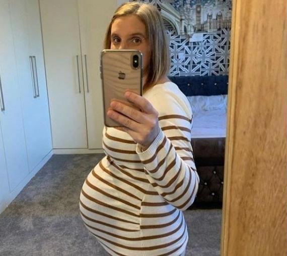 英国女子生21个孩子,英国44岁妈妈再生22个孩子