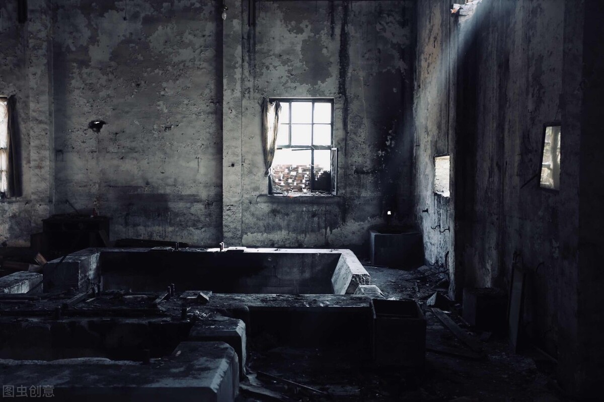 七年后美妇携子寻仇,都怪男子当初见死不救,最终做了风流鬼.