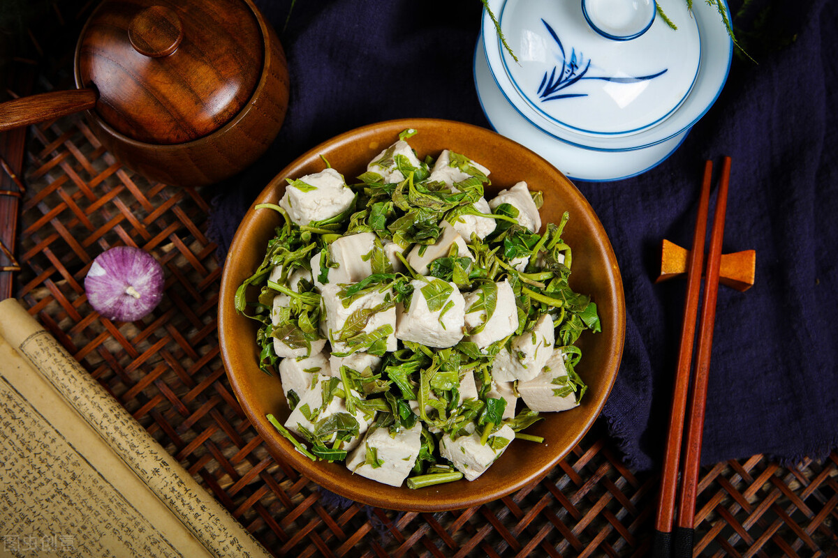 谷雨吃什么传统食物,谷雨前应季蔬菜有哪些