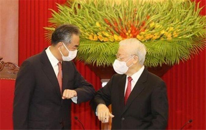 仔细品!澳方不要法国潜艇后,美媒建议拜登:买回来,转送给越南