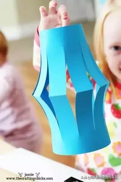 幼儿园手工制作小卡纸大全,圆形卡纸秘密