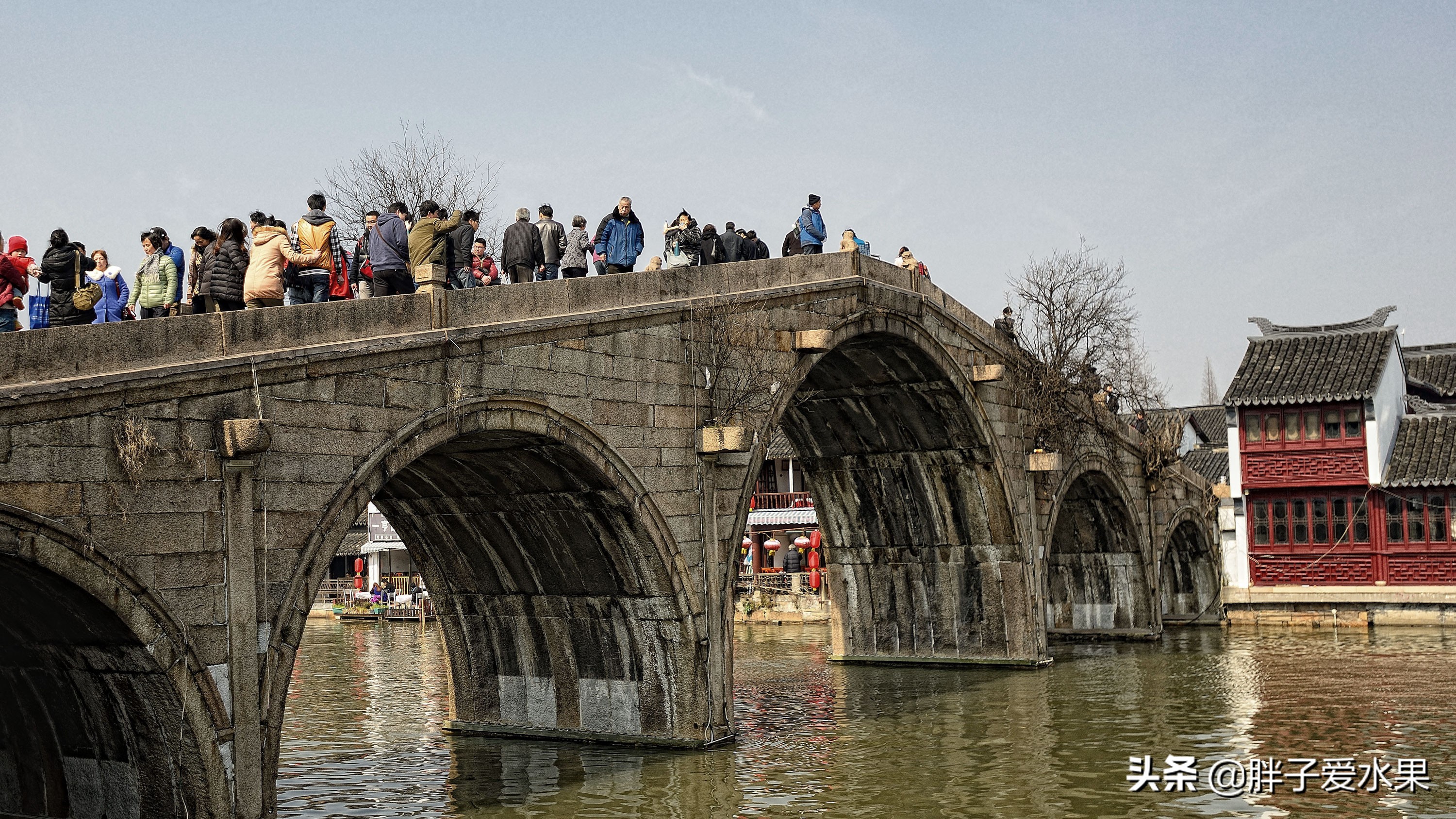 游览江南第一古镇朱家角,江南古镇朱家角一日游
