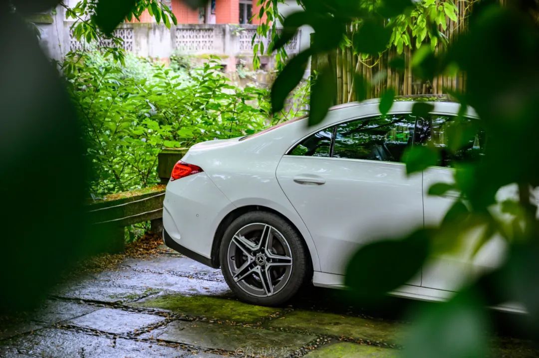 2016款奔驰cla200值得入手吗,奔驰cla200动感型16款测评