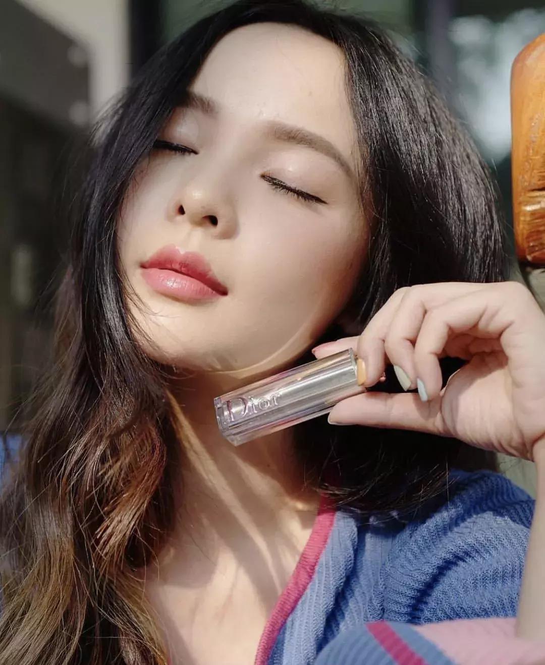 热门夏日口红推荐女生款,夏季超显白大牌口红