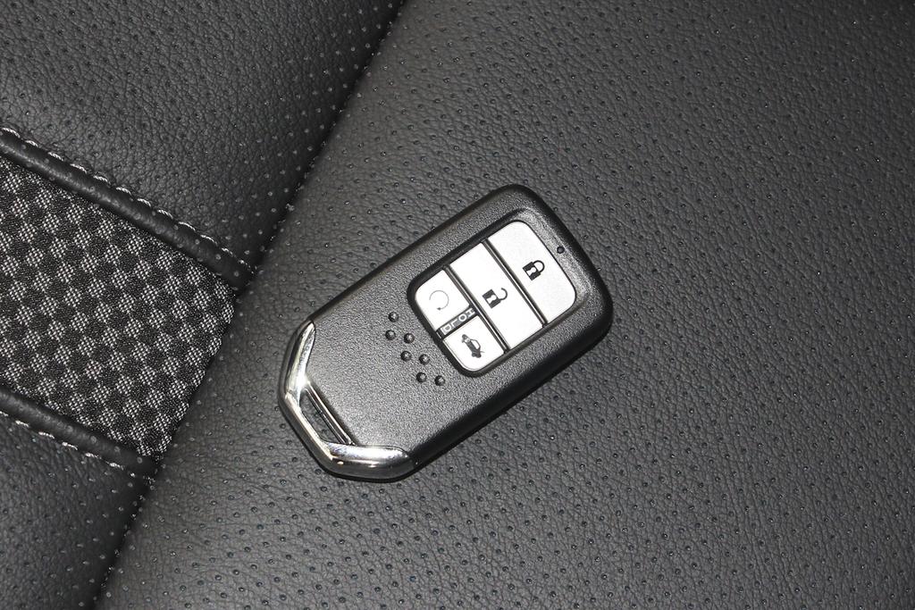 东风本田思域什么样,本田思域有什么性能