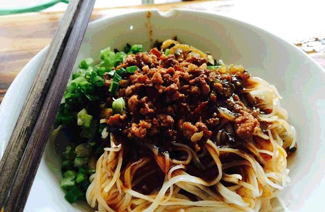 云南十六个州市的代表特色菜,云南省16州市特产排名