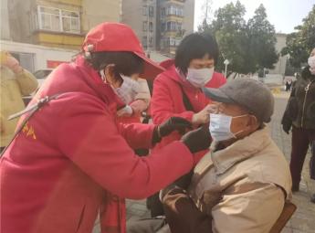 【好人365】周圣清  安徽  抗疫烽火中唱响鼓劲“防疫诗”