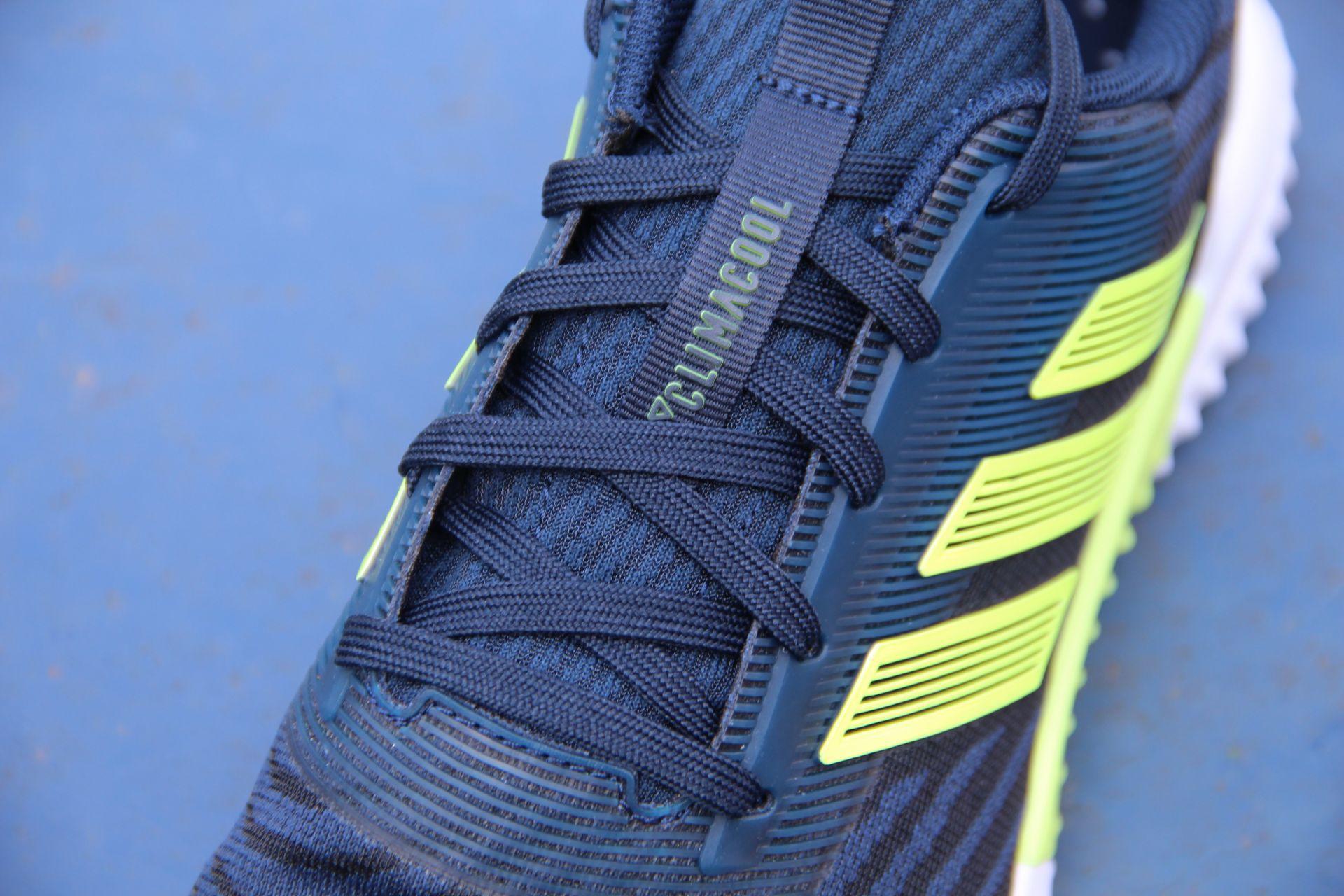 adidas清风跑鞋最新款,阿迪清风跑鞋讲解