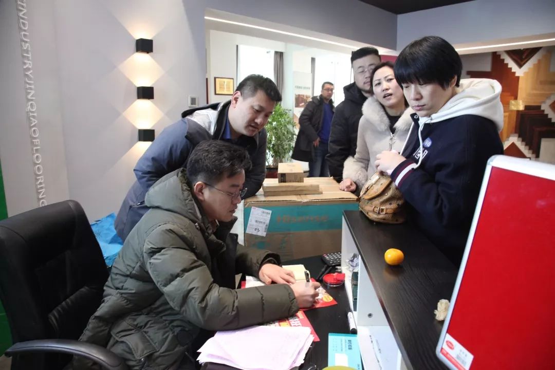 金桥家装节,吉林森工金桥地板实体店