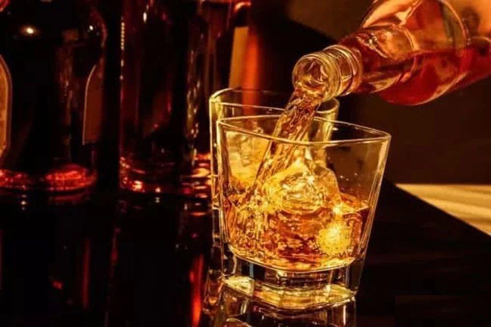 世界最烈的十种酒名字,世界上最烈的酒排行榜前十名