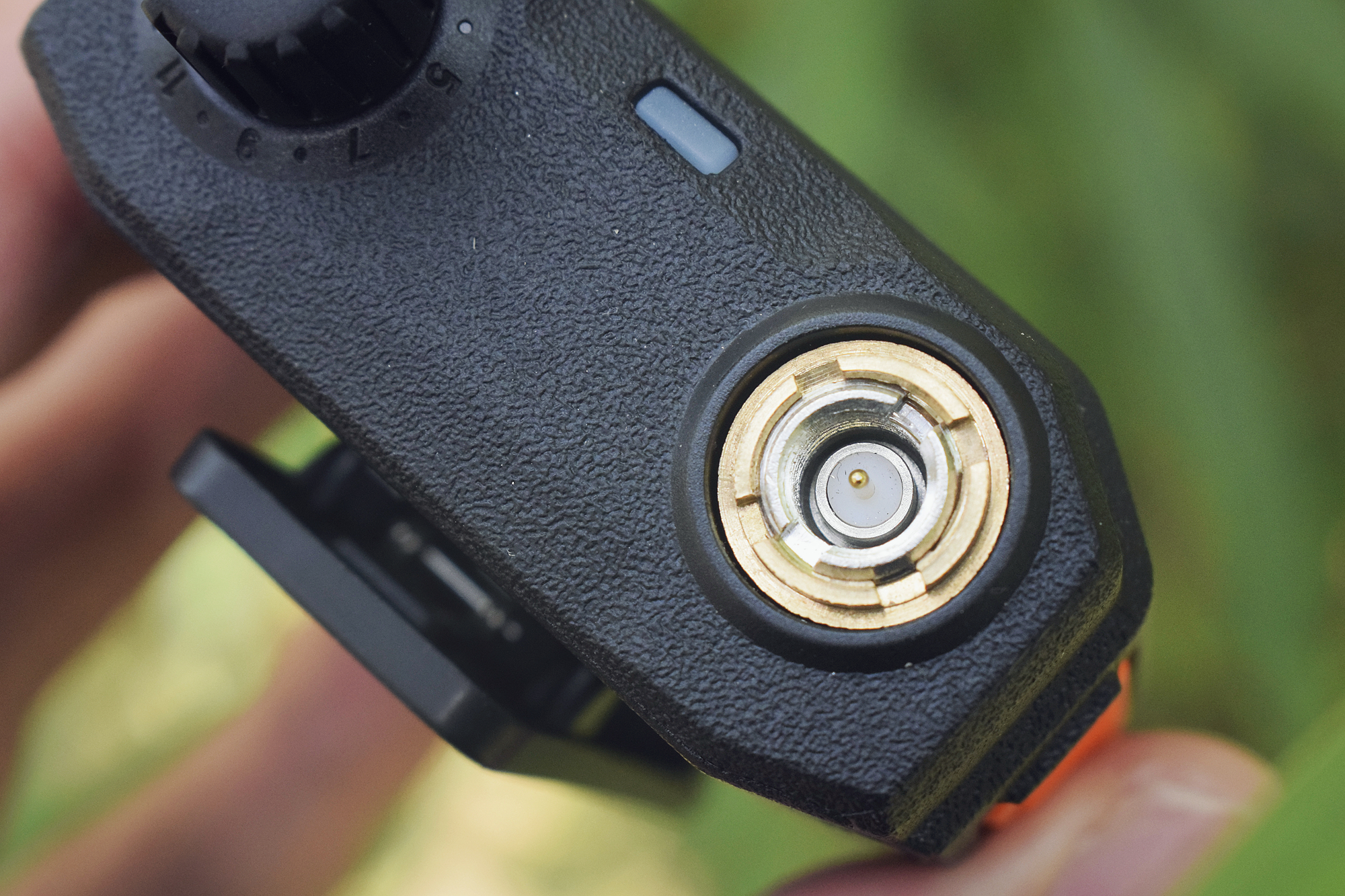 极蜂小语对讲机a208拆解,极蜂小语对讲机a208支持v频段吗