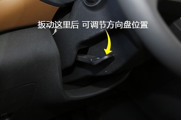 北京现代ix35等红绿灯是哪个按键,21款现代ix35胎压监测按键在哪里