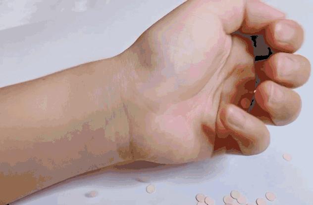 平价学生身体乳李佳琦,李佳琦烟酰胺身体乳平价