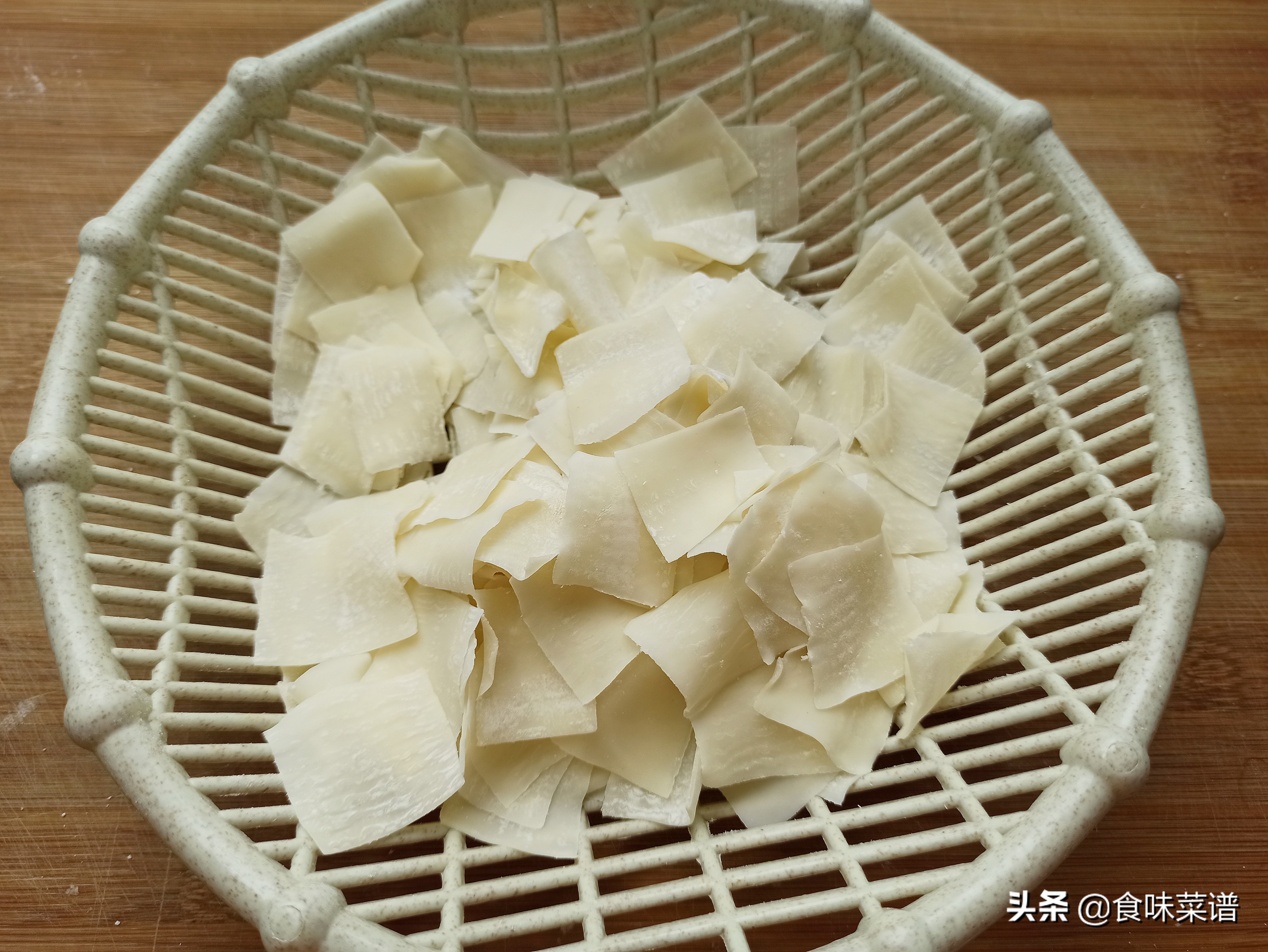 剩馄饨皮8种新吃法,剩下馄饨皮怎么做好吃