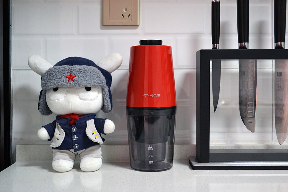 九阳原汁机v82和v18a哪个好,果汁机榨果汁家用九阳