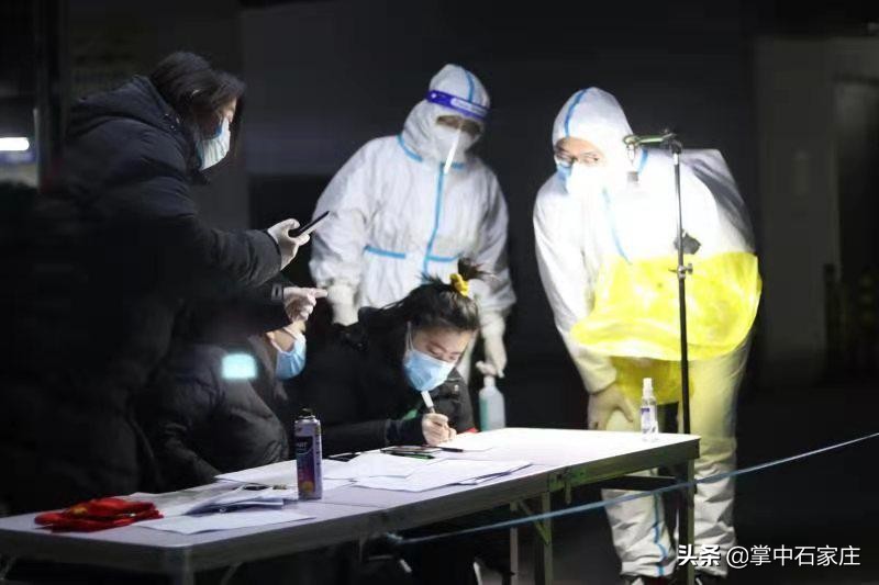 碧景园90余名社区工作者、志愿者舍小家,冲上战“疫”一线