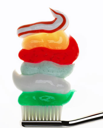 牙膏真的可以去黄吗,牙膏真的可以去烟垢吗