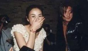 谢霆锋说谁和王菲是一样单纯的人,谢霆锋为什么会和王菲谈恋爱