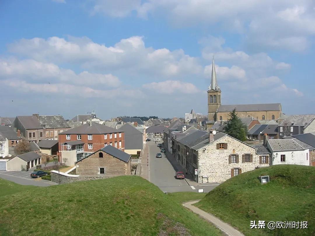 法国十大最美小镇排名,最受欢迎的法国小镇