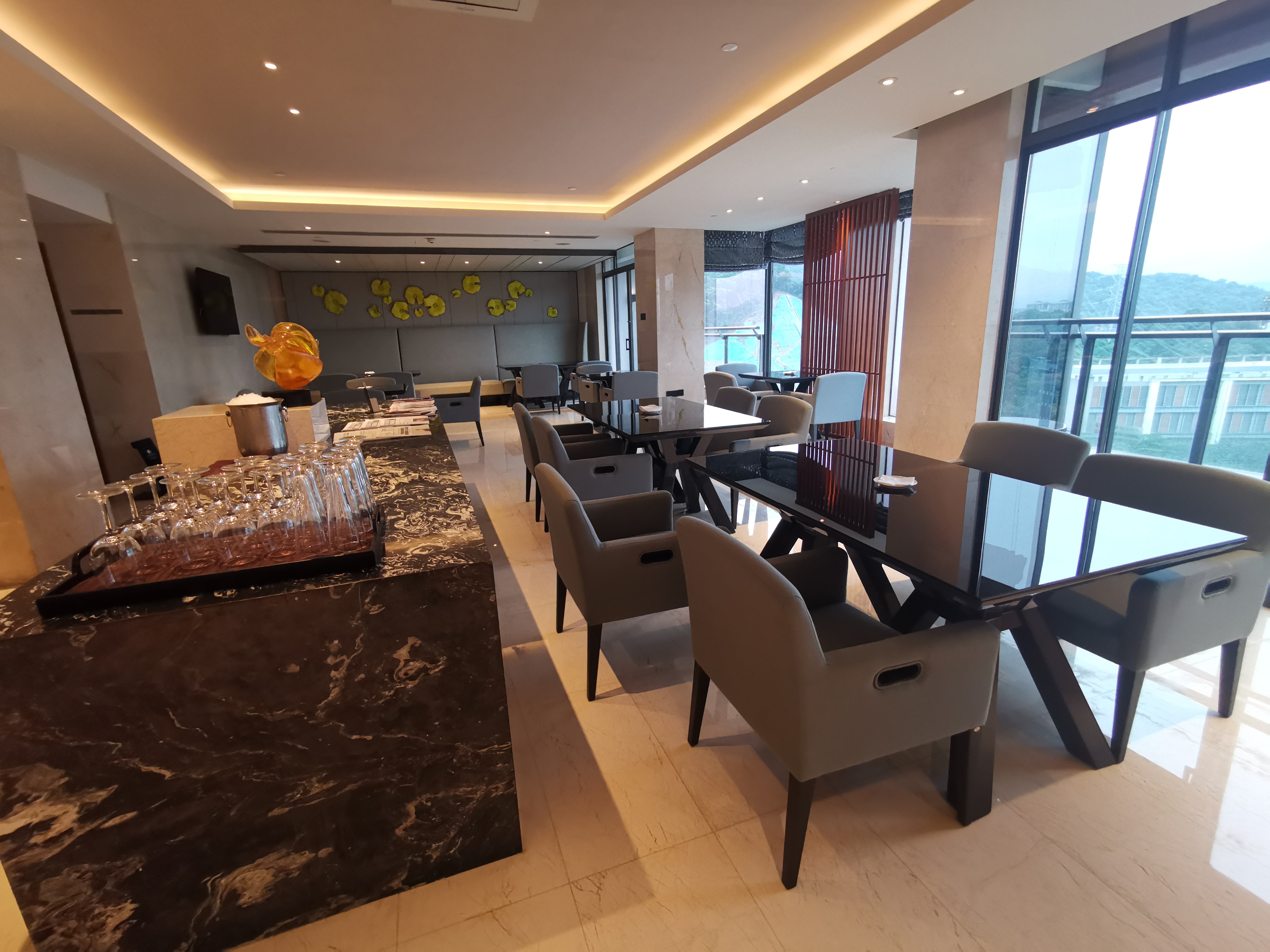 广州汇华希尔顿逸林酒店月饼,广州汇华希尔顿逸林酒店自助餐厅