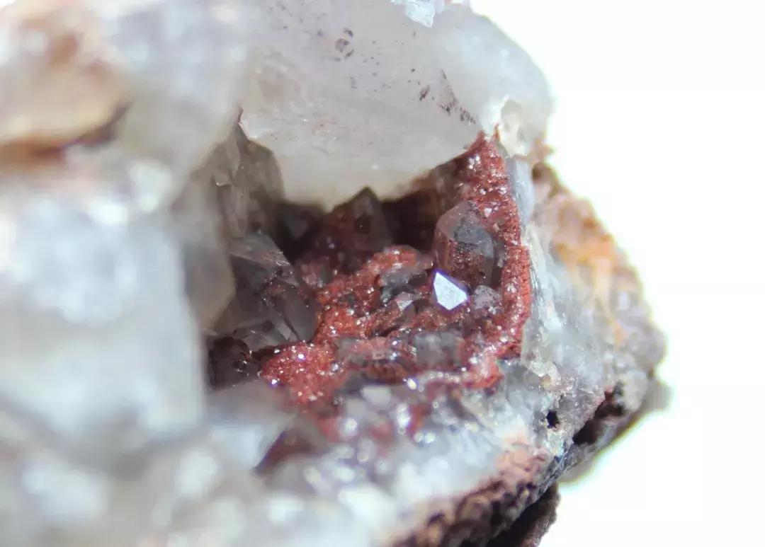 选择蓝色的好处,选择蓝色的人是什么心理