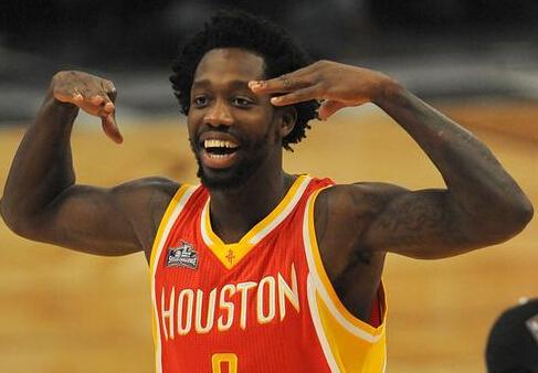 个子不高，却狂言能防下联盟中任何人，他叫黑贝，不叫“疯狗”！