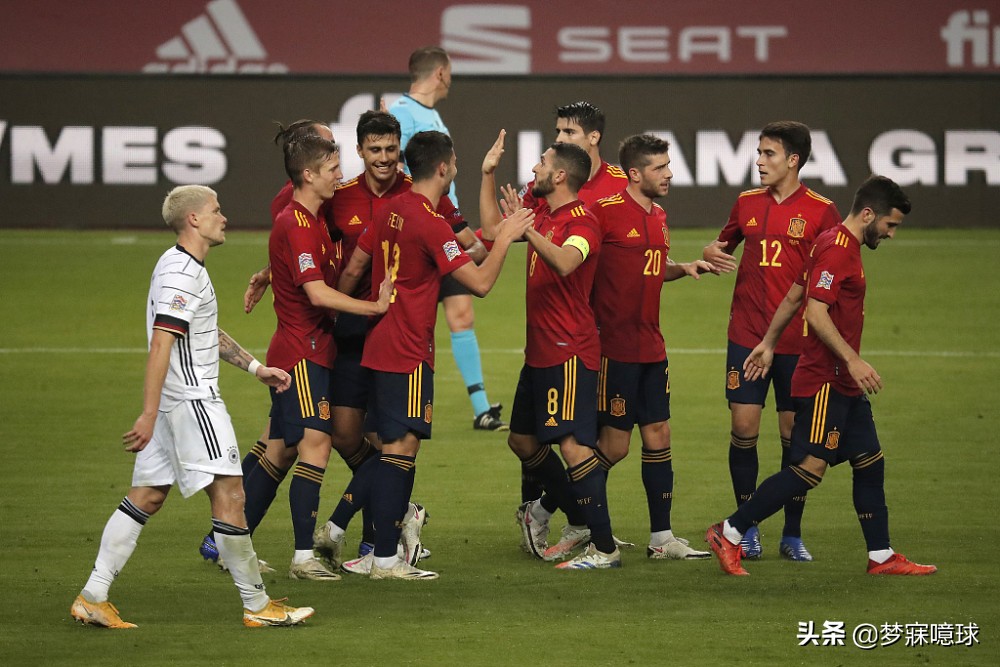 15年巴萨横扫世界足坛,巴萨皇马十大惨案