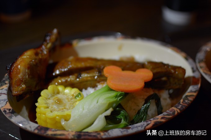 上海迪士尼超详细吃住行玩攻略,上海迪士尼私家车停车攻略