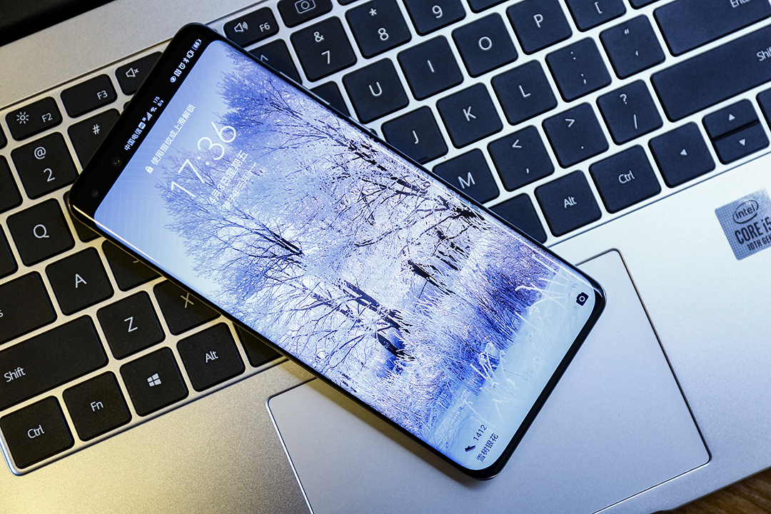 华为p40pro与mate40rs保时捷对比,华为p40pro和vivox70pro哪个好