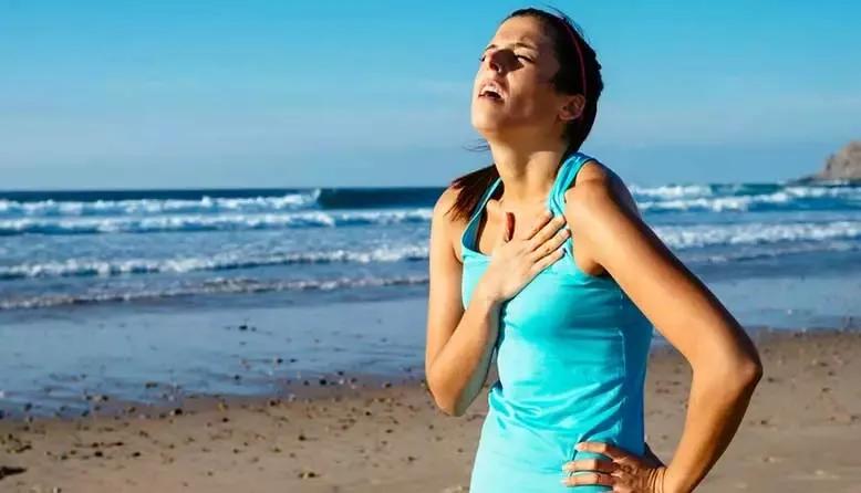 高渗性脱水最早出现的症状是,各种脱水的症状