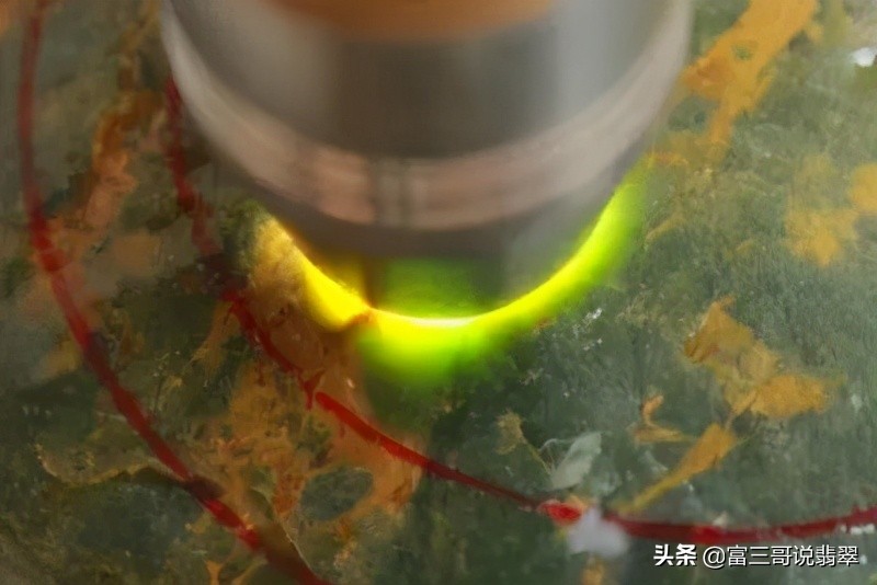 赌石切料真的能一夜暴富吗,赌石背后的十大黑幕