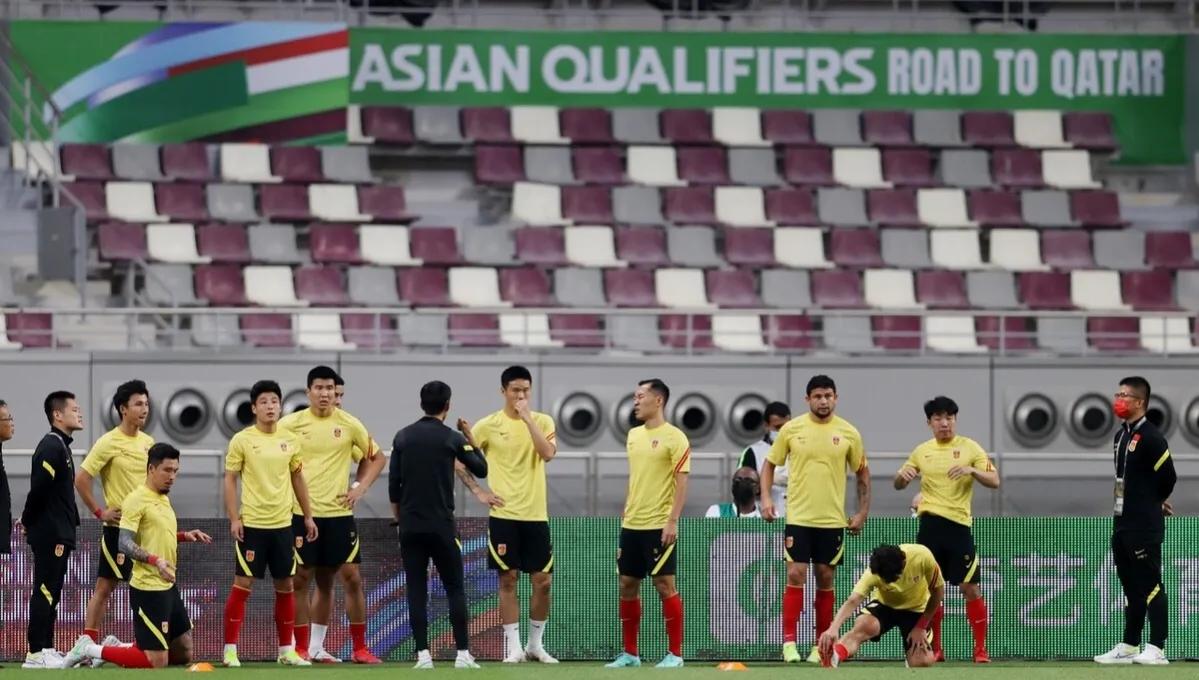 国足那方面弱怎么办,国足实力和业余球队比到底如何