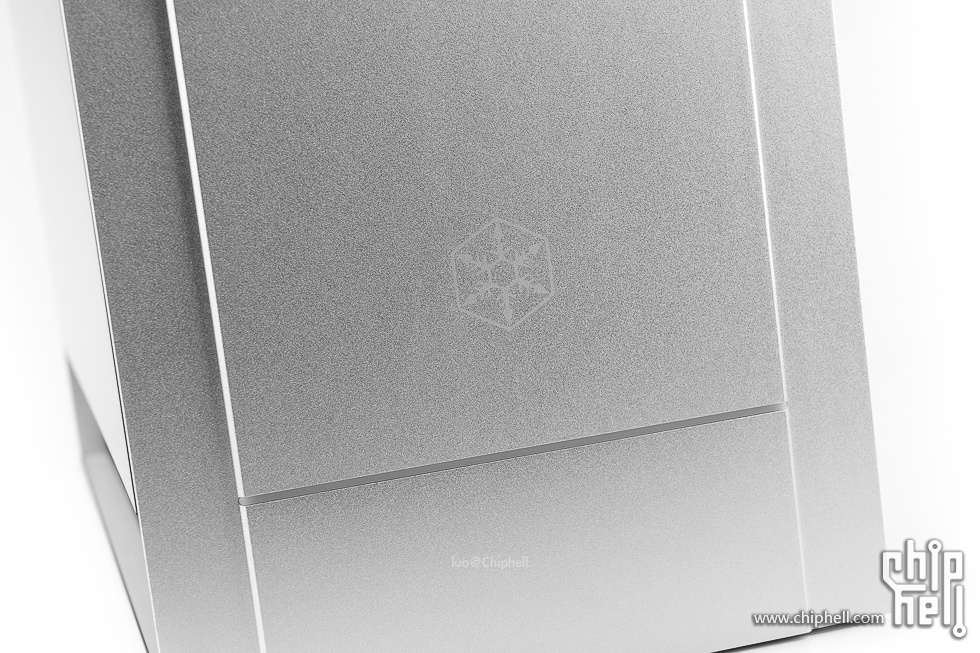 银欣altag1m机箱温度,银欣h1垂直风道机箱