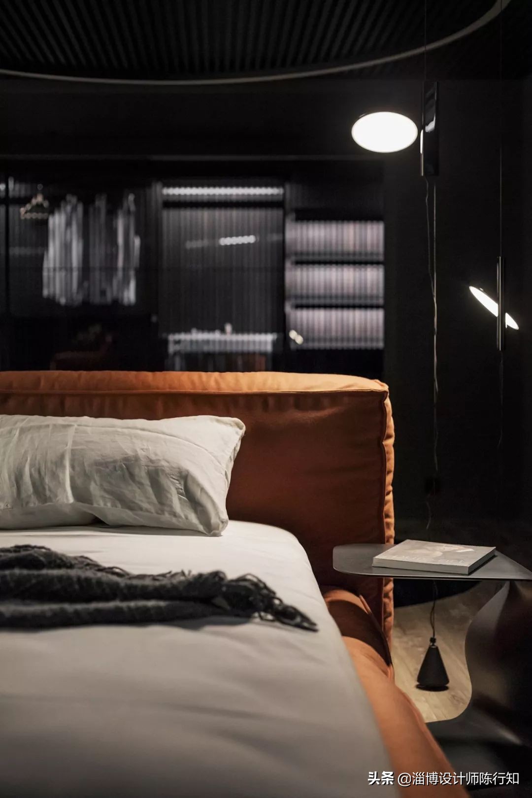 旋转楼梯有没有高端一点的,旋转楼梯适合轻奢风还是新中式