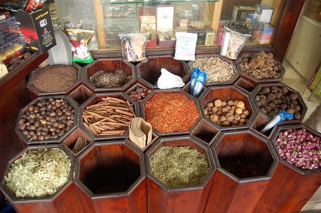 做卤肉时增香的一般放几种香料,做卤肉这4种香料