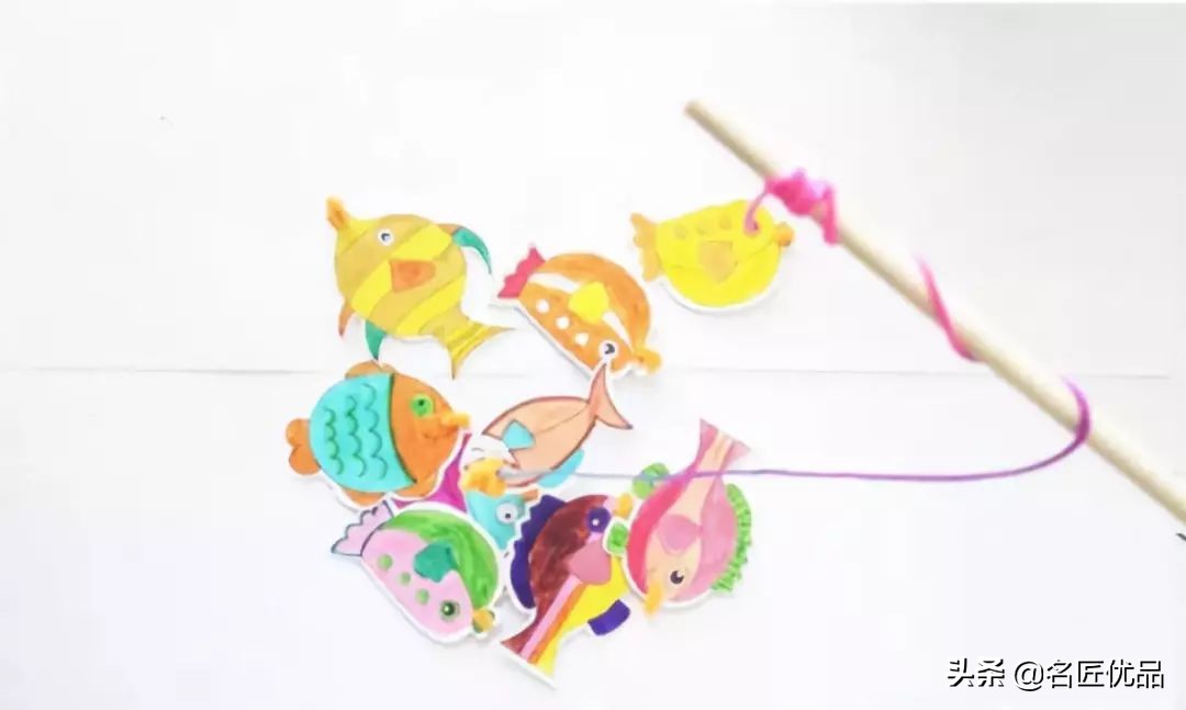 手工做小钓鱼竿玩具,怎么做钓鱼小玩具