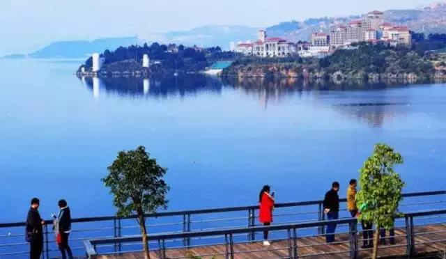 春暖花开|岁月悠悠.漫步时光栈道